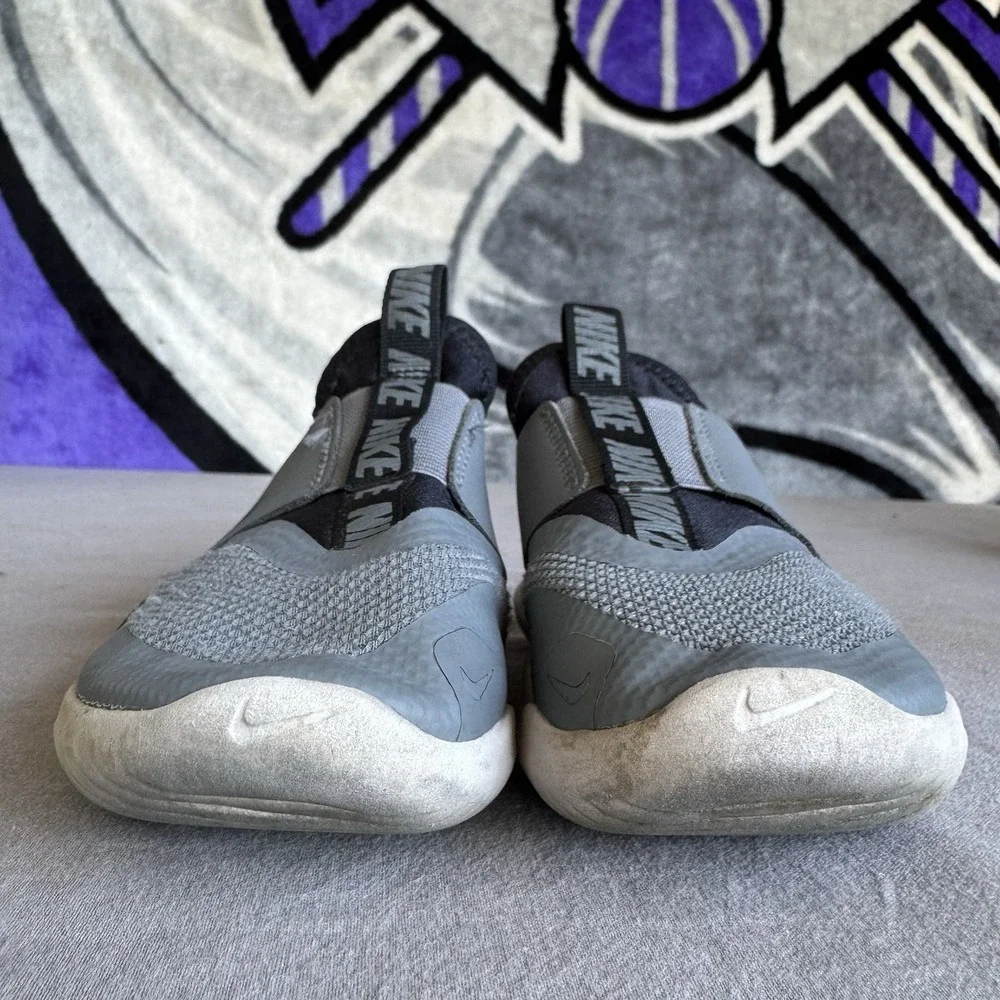 Size 11c - Nike Toddler FlexRunner Sneakers Shoes Gray AT4663-004